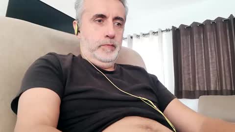 Snapshot of elmejorfvb2 chatting on 01-12-25, 06:16 fer online show from 01-12-25, 06:16