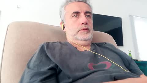 Snapshot of elmejorfvb2 chatting on 01-16-25, 04:07 fer online show from 01-16-25, 04:07