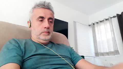 Snapshot of elmejorfvb2 chatting on 02-04-25, 07:00 fer online show from 02-04-25, 07:00