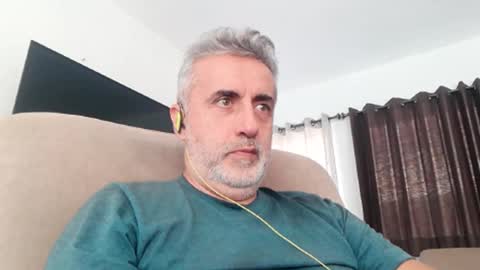 Snapshot of elmejorfvb2 chatting on 02-14-25, 07:02 fer online show from 02-14-25, 07:02