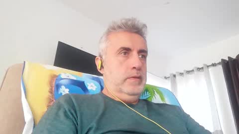 Snapshot of elmejorfvb2 chatting on 02-23-25, 02:25 fer online show from 02-23-25, 02:25