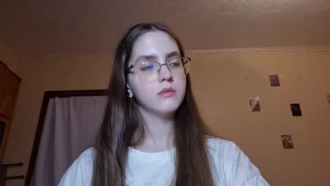 Snapshot of elmeraurora chatting on 03-02-26, 03:08 Kate online show from 03-02-26, 03:08