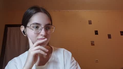 Kate online show from 07-13-26, 01:25