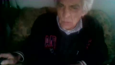 elmo191271 online show from 10-21-25, 05:30