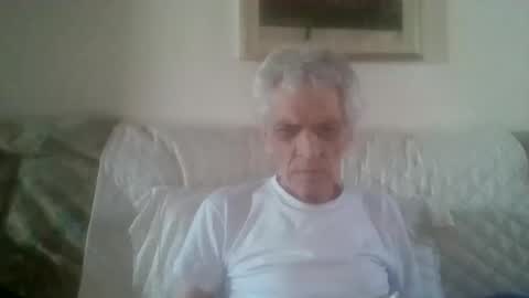 Snapshot of elmo191271 chatting on 06-07-26, 06:39 elmo191271 online show from 06-07-26, 06:39
