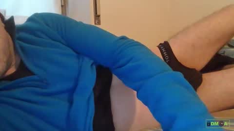 Snapshot of elmoro101 chatting on 11-30-25, 03:16 elmoro101 online show from 11-30-25, 03:16