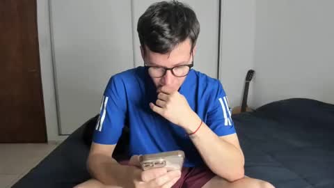 elnenedearg online show from 10-19-25, 03:07