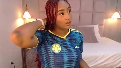 Snapshot of elodi_brown chatting on 07-07-26, 11:42 Elodi online show from 07-07-26, 11:42