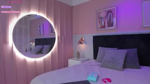 Elodie  online show from 03-03-26, 11:38