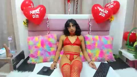 Snapshot of eloisa_morgan chatting on 02-14-26, 01:52 Eloisa online show from 02-14-26, 01:52