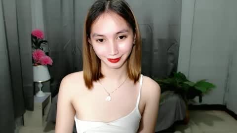 Snapshot of elora_charming chatting on 03-10-25, 04:35 elora_charming online show from 03-10-25, 04:35