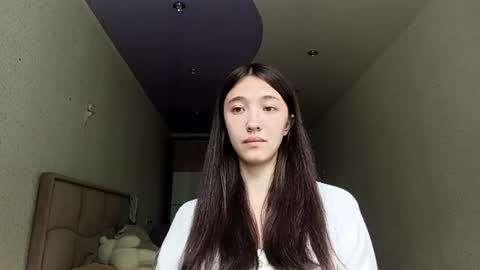 Snapshot of elouisevallian chatting on 07-02-26, 03:17 Elara online show from 07-02-26, 03:17