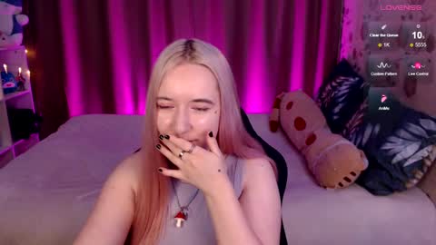 Ela give me a thumbs up if you like it  and this is important for the development of the account online show from 12-18-24, 06:57