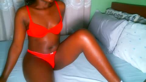 Elphaba online show from 02-15-25, 07:38