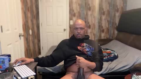 Snapshot of els911 chatting on 11-10-25, 08:30 Els9 online show from 11-10-25, 08:30