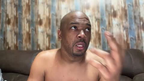 Snapshot of els911 chatting on 12-04-25, 04:44 Els9 online show from 12-04-25, 04:44