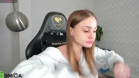 elsa_carterr online show from 12-02-25, 09:36