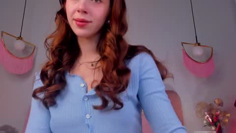 Snapshot of elsa_xo chatting on 01-04-25, 11:33 Michelle online show from 01-04-25, 11:33