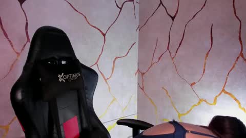 Elsa online show from 01-10-25, 03:07