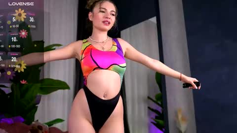 Adina online show from 09-29-25, 10:03