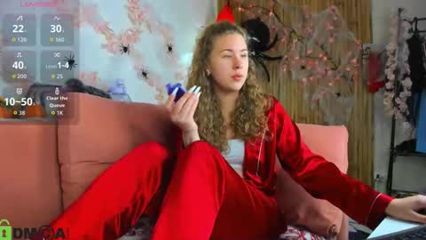 Snapshot of elsie_cutties chatting on 10-25-25, 01:24 Elsie online show from 10-25-25, 01:24