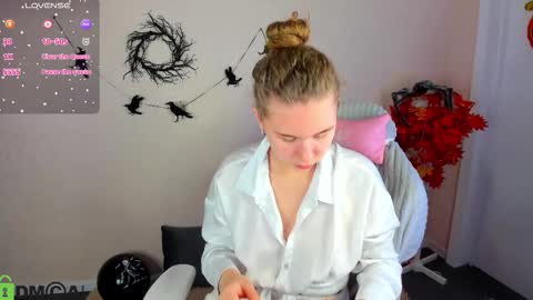 Snapshot of elsie_cutties chatting on 11-01-25, 01:07 Elsie online show from 11-01-25, 01:07