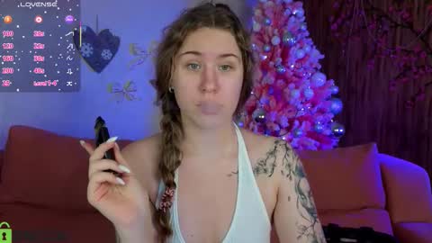 Snapshot of elsie_cutties chatting on 12-15-25, 09:13 Elsie online show from 12-15-25, 09:13