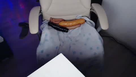 elssa_rush online show from 12-17-25, 06:58