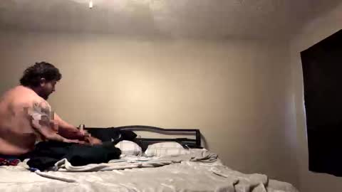 Snapshot of elstoragito chatting on 11-17-25, 06:24 Colombian Scorpi online show from 11-17-25, 06:24