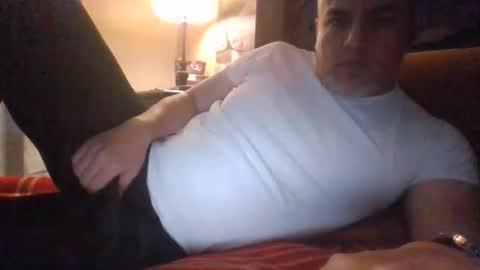 Snapshot of elvecinoequipadote chatting on 02-09-26, 03:27 Peter spidy online show from 02-09-26, 03:27