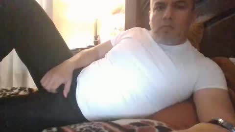 Snapshot of elvecinoequipadote chatting on 03-02-26, 03:19 Peter spidy online show from 03-02-26, 03:19