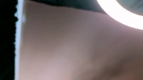 Snapshot of elvenmilk chatting on 06-27-26, 07:57 Ciri online show from 06-27-26, 07:57