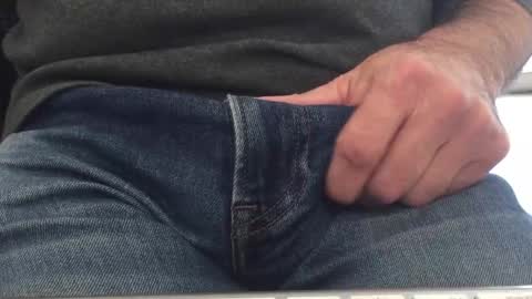 Elvis online show from 11-29-25, 11:30