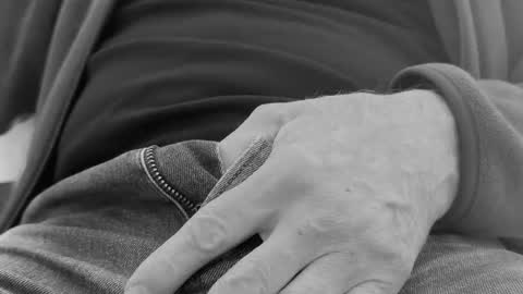 Elvis online show from 02-21-26, 11:39