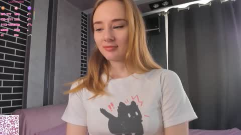 Snapshot of elvyrose chatting on 10-03-25, 03:36 Alex online show from 10-03-25, 03:36