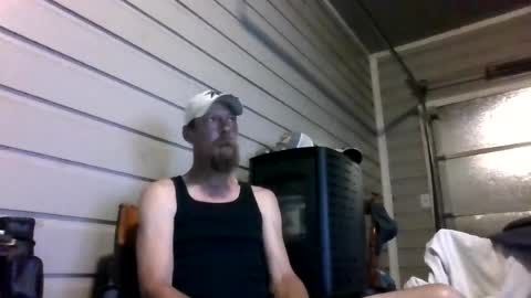 Snapshot of elwooood7 chatting on 06-21-26, 11:24 elwooood7 online show from 06-21-26, 11:24