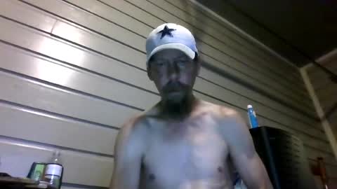Snapshot of elwooood7 chatting on 06-28-26, 12:22 elwooood7 online show from 06-28-26, 12:22