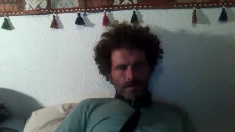 Snapshot of elyjahoye chatting on 09-14-25, 10:31 elyjahoye online show from 09-14-25, 10:31