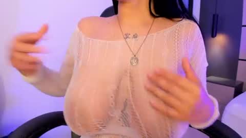 Snapshot of elysian20_ chatting on 07-28-26, 02:13 E L Y online show from 07-28-26, 02:13