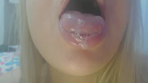 E L Z A  online show from 02-24-25, 07:19