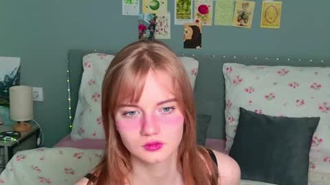 Snapshot of elza_hofffman chatting on 06-06-26, 06:34 Chloyka online show from 06-06-26, 06:34