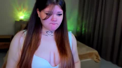 Snapshot of elzaa_ark chatting on 09-26-25, 03:10 Eliza online show from 09-26-25, 03:10