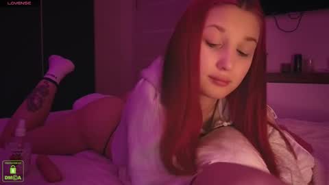 Em1l1a online show from 12-05-25, 07:43