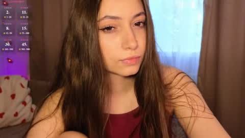 Emilia online show from 07-08-26, 03:49