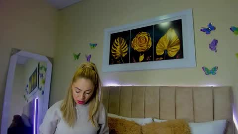 Snapshot of ema_garciaa chatting on 09-28-25, 10:42 ema garcia  online show from 09-28-25, 10:42