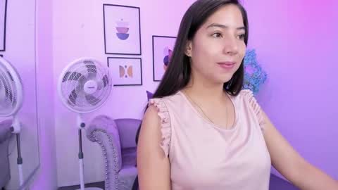 Ema louisx  online show from 12-11-24, 12:23