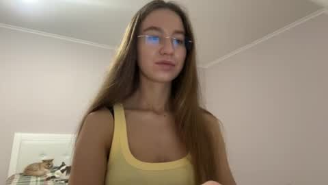 Snapshot of emberfamn chatting on 06-15-26, 10:23 Alina online show from 06-15-26, 10:23