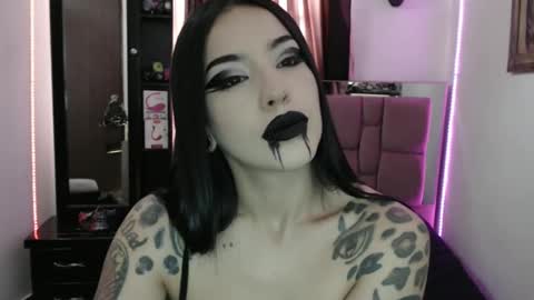 Emerald Black online show from 02-08-25, 03:42