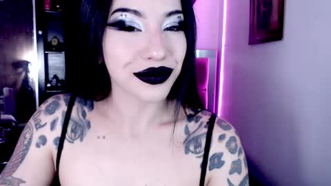 Emerald Black online show from 04-12-26, 01:21