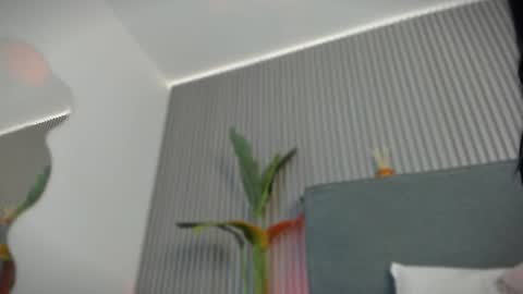 Snapshot of emelie_89 chatting on 07-07-26, 11:36 emelie_89 online show from 07-07-26, 11:36